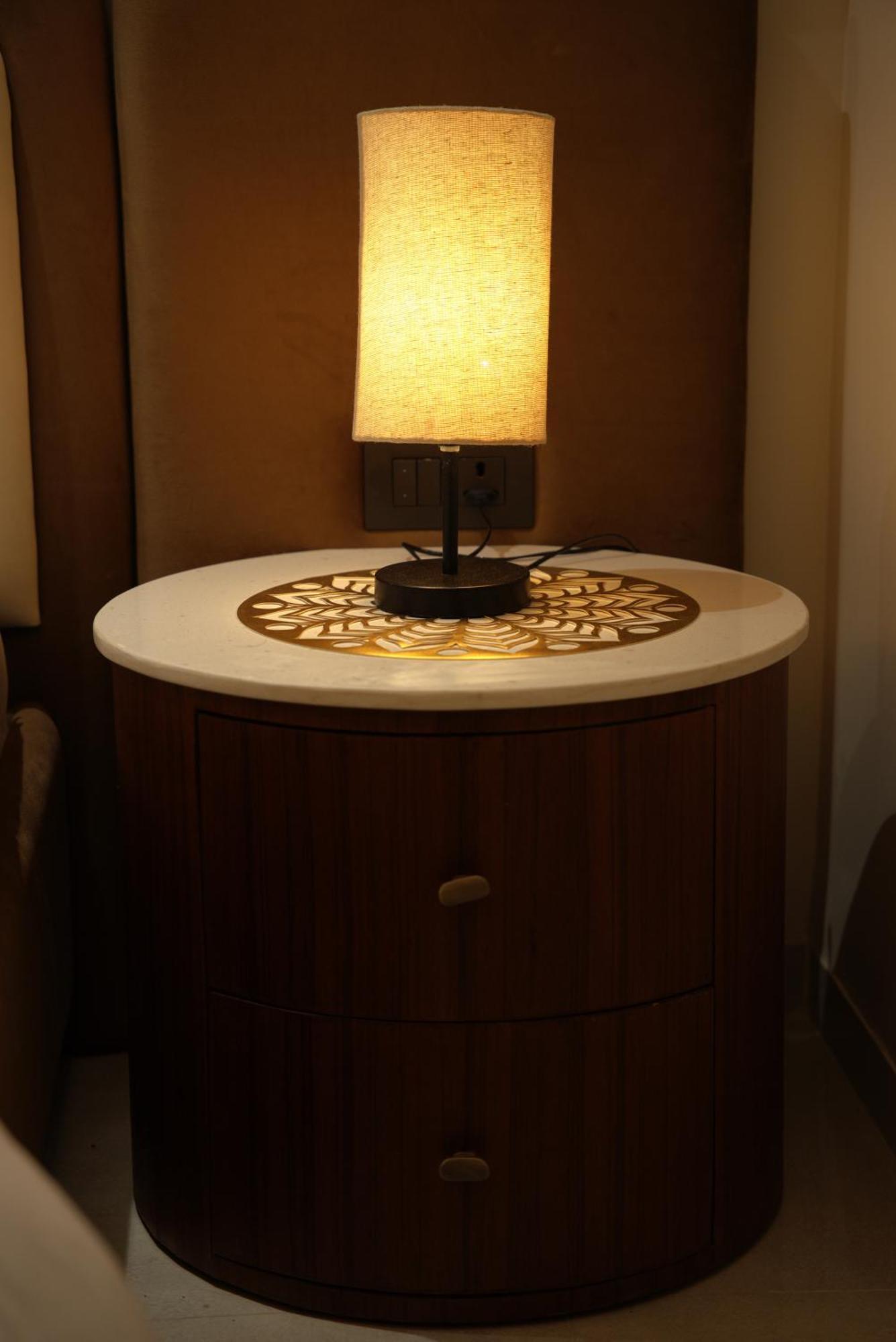 Omaxe Hazratganj , Khusi Mahal Bed & Breakfast Lucknow Exterior photo